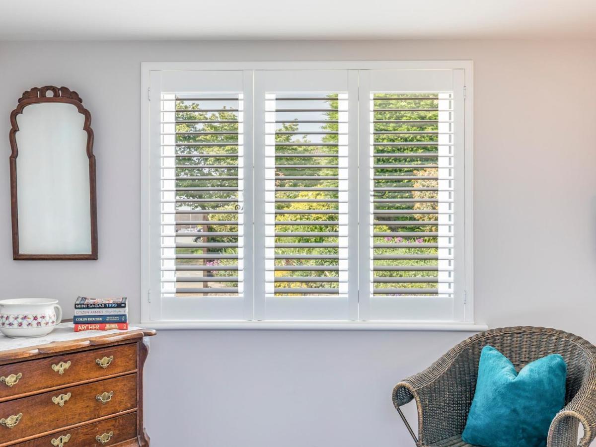 Pass The Keys Charming Apartment Attached To Thatched Cottage Chichester Exteriér fotografie