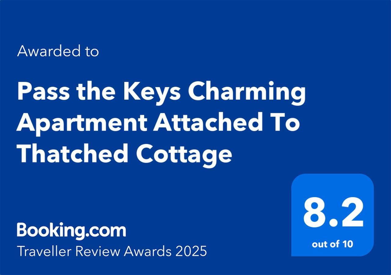 Pass The Keys Charming Apartment Attached To Thatched Cottage Chichester Exteriér fotografie